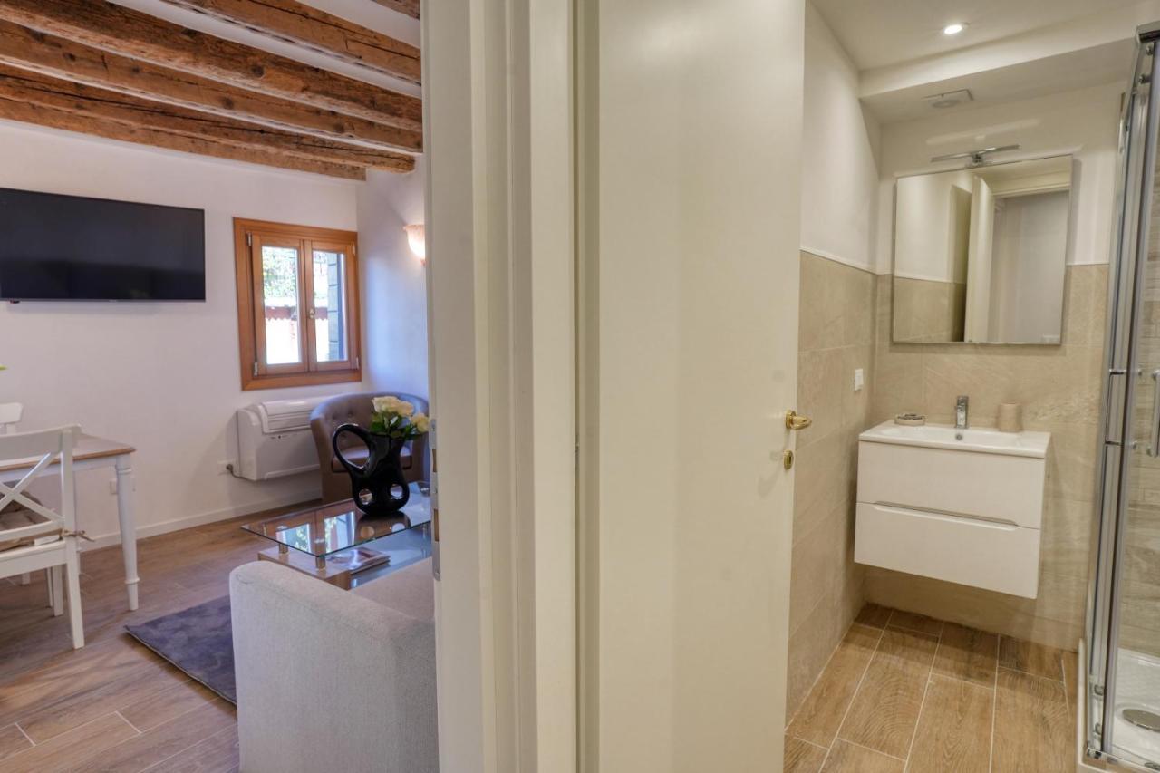 Ecco Suites Apartments Wenecja Zewnętrze zdjęcie