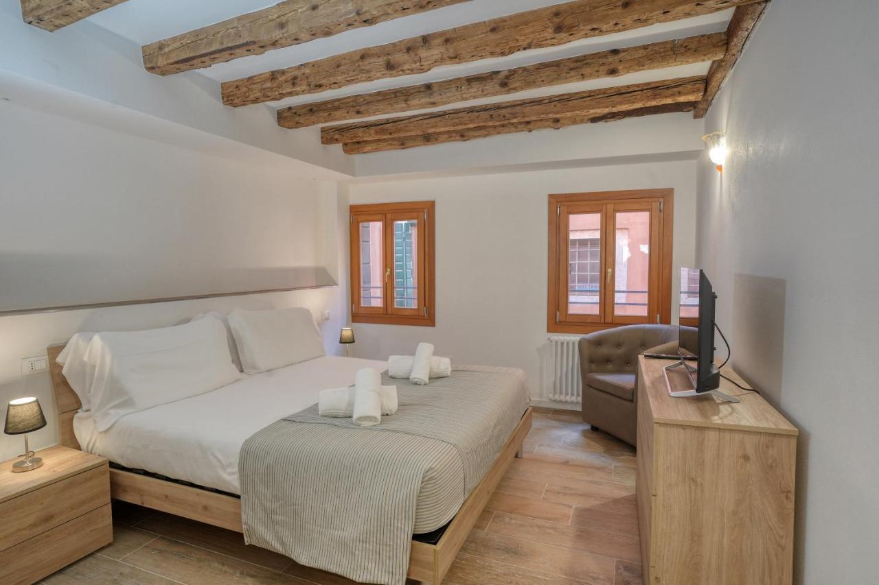 Ecco Suites Apartments Wenecja Zewnętrze zdjęcie