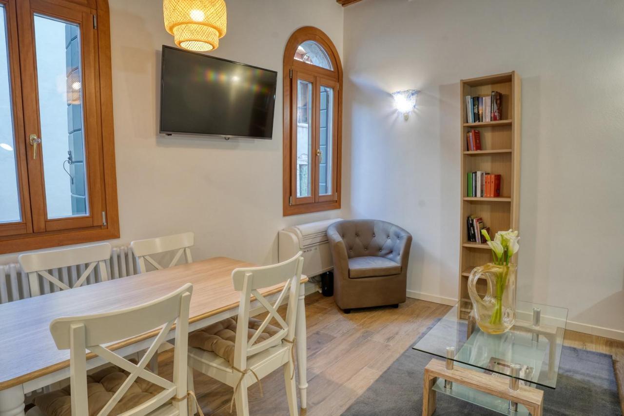 Ecco Suites Apartments Wenecja Zewnętrze zdjęcie