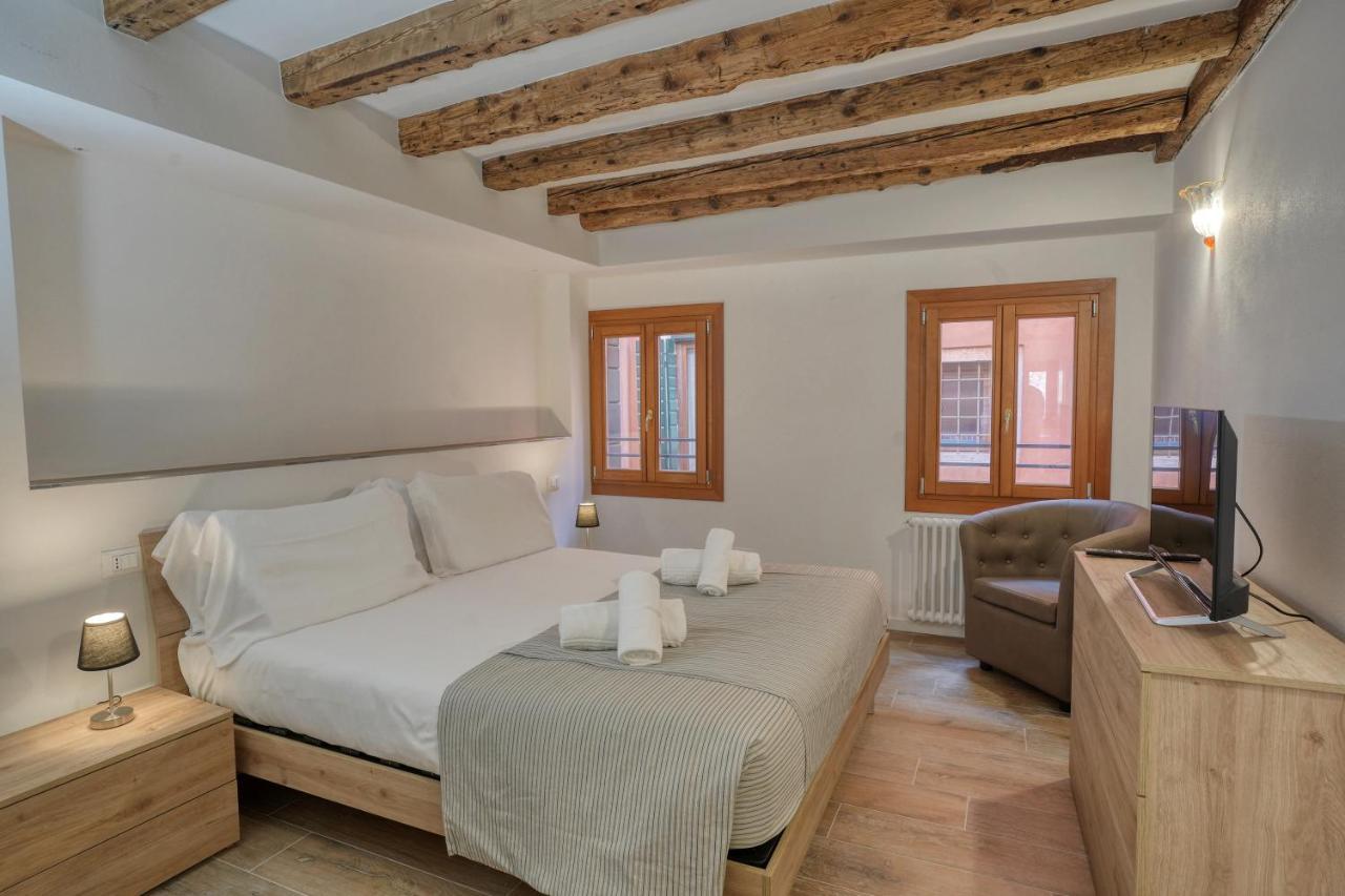 Ecco Suites Apartments Wenecja Zewnętrze zdjęcie