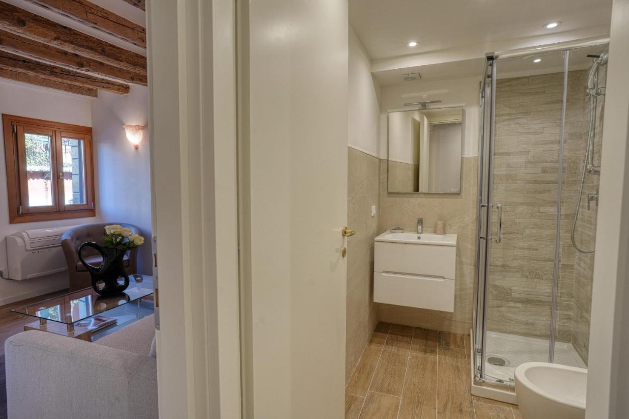 Ecco Suites Apartments Wenecja Zewnętrze zdjęcie