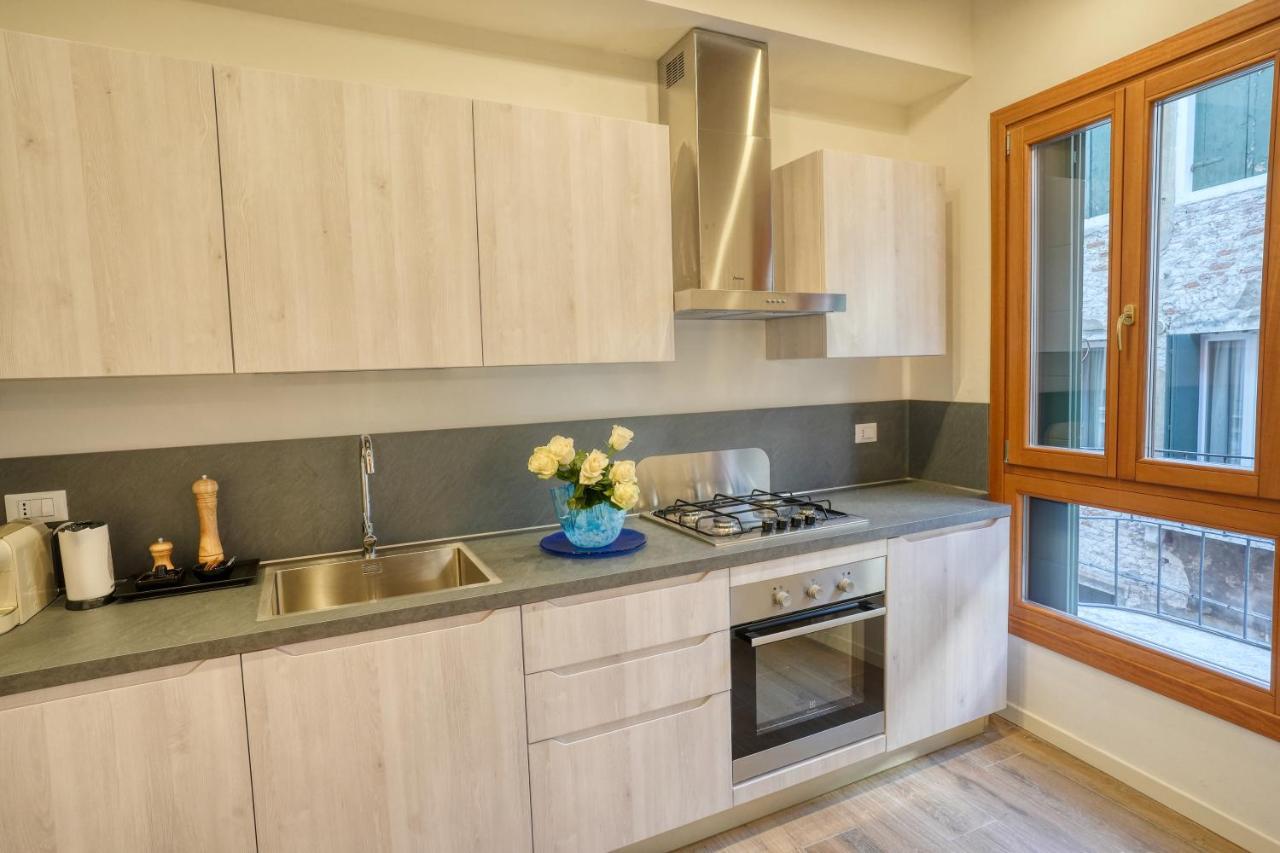 Ecco Suites Apartments Wenecja Zewnętrze zdjęcie