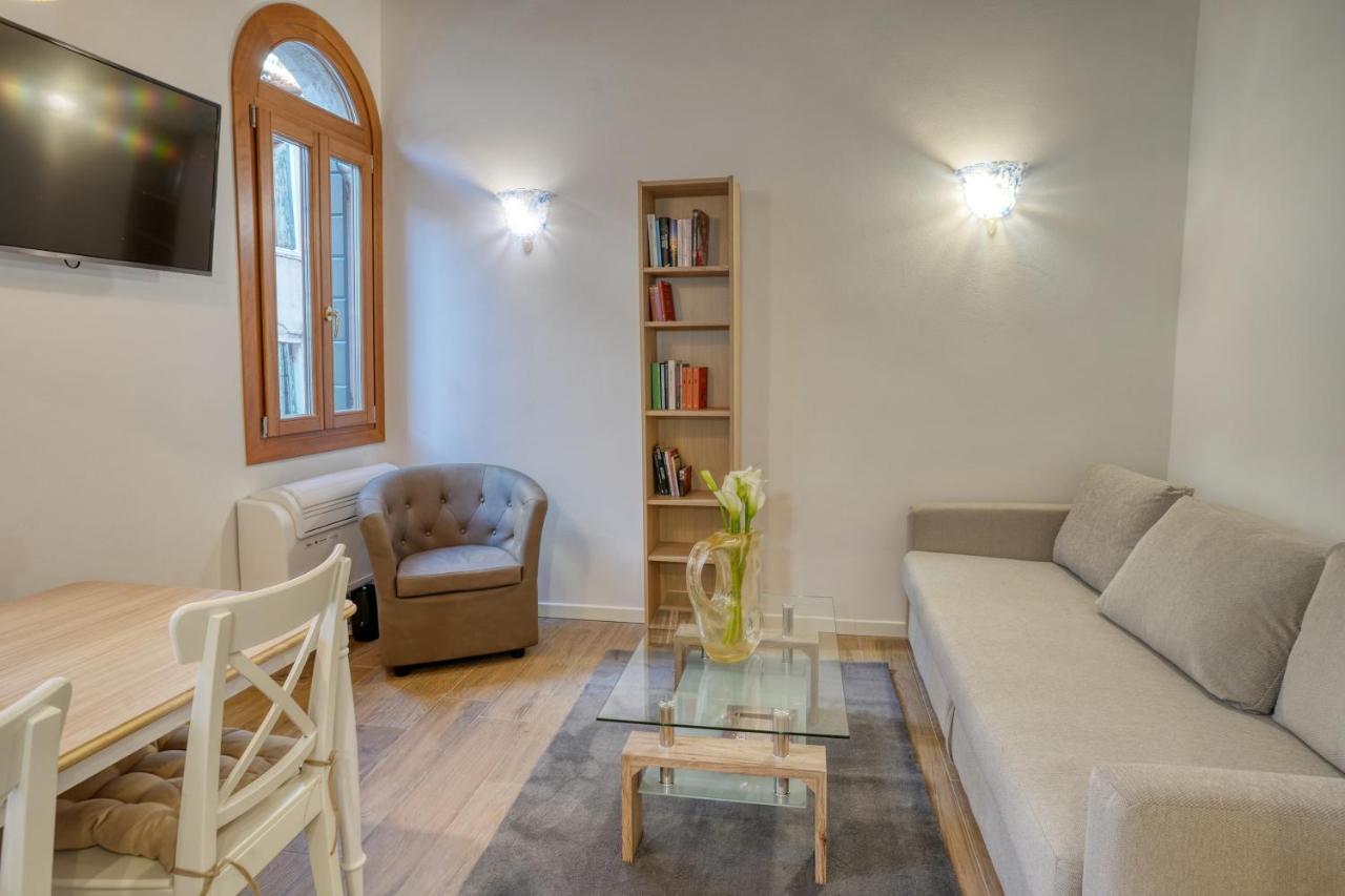 Ecco Suites Apartments Wenecja Zewnętrze zdjęcie