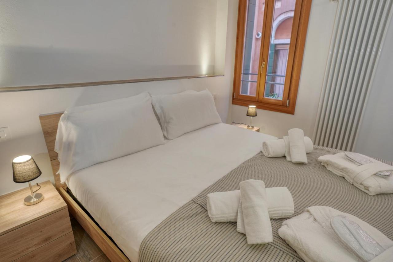 Ecco Suites Apartments Wenecja Zewnętrze zdjęcie