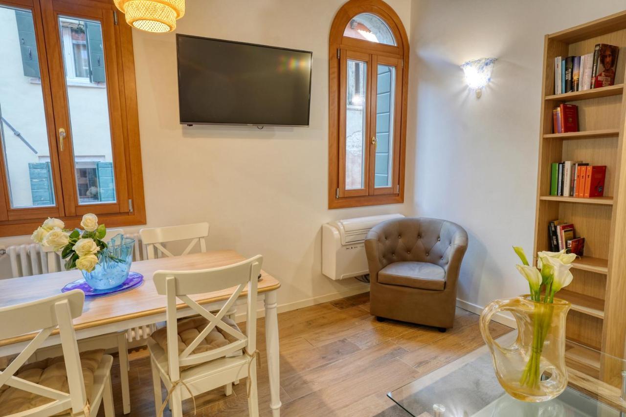 Ecco Suites Apartments Wenecja Zewnętrze zdjęcie