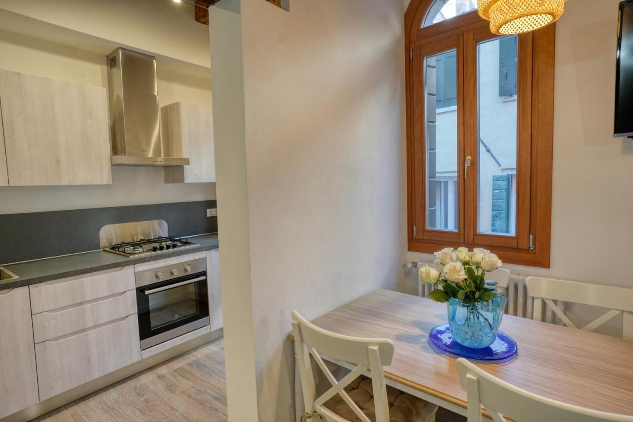 Ecco Suites Apartments Wenecja Zewnętrze zdjęcie
