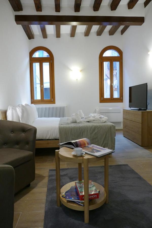 Ecco Suites Apartments Wenecja Zewnętrze zdjęcie