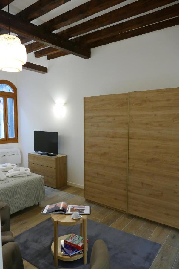 Ecco Suites Apartments Wenecja Zewnętrze zdjęcie